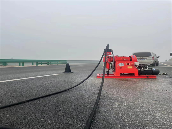 富县马路路基路面开裂下沉注浆加固灌浆