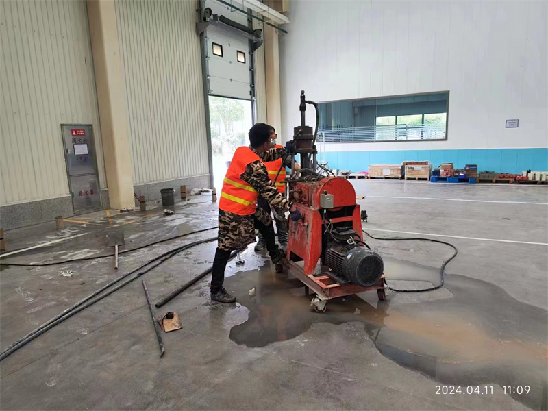 富县厂房地面下沉塌陷注浆加固施工